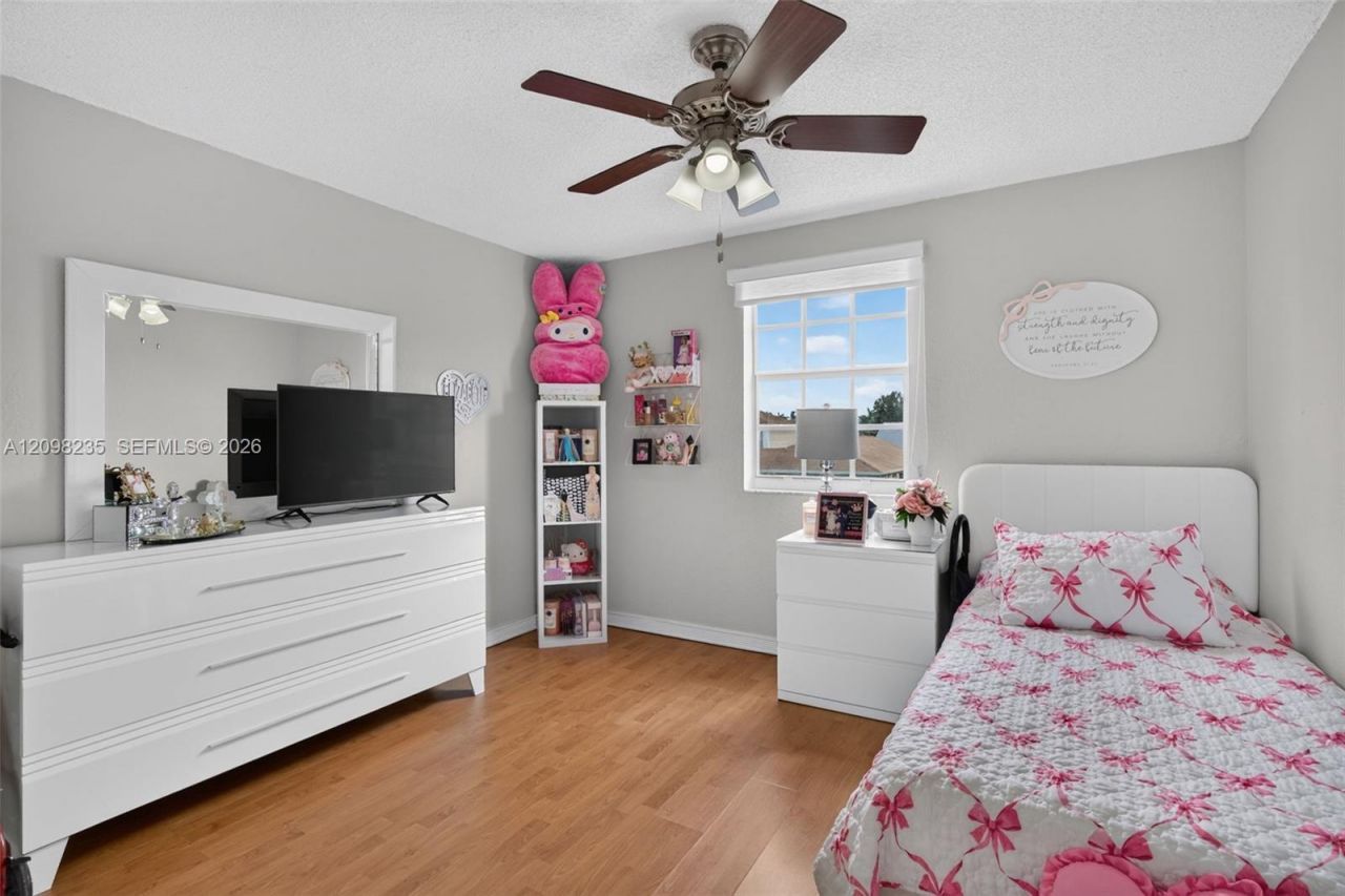 10747 NW 37th Pl, Sunrise, FL 33351 Photo