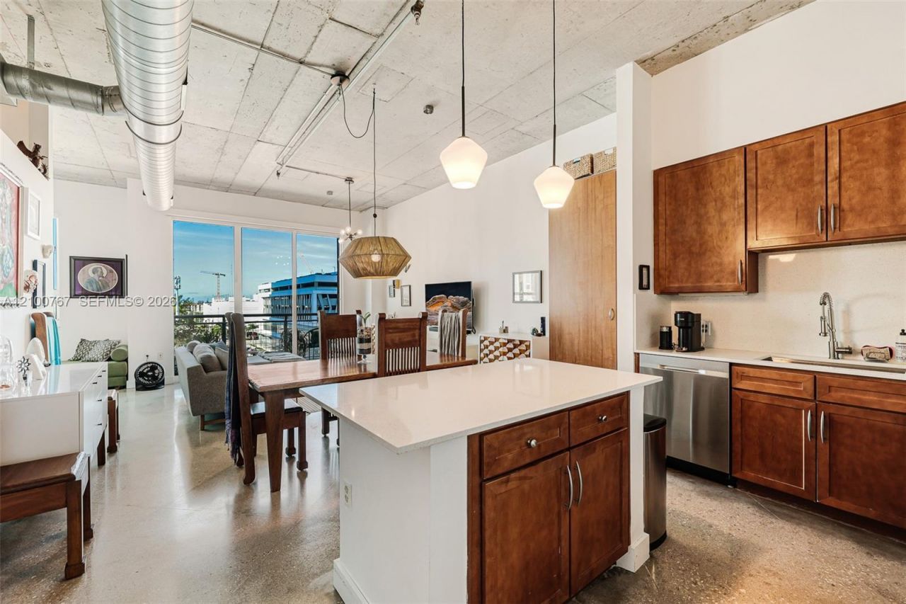 2001 Biscayne Blvd, Unit 2613, Miami, FL 33137 Main Photo