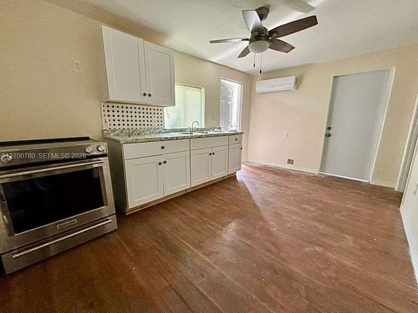 2604 Avenue D , Fort Pierce, FL 34947