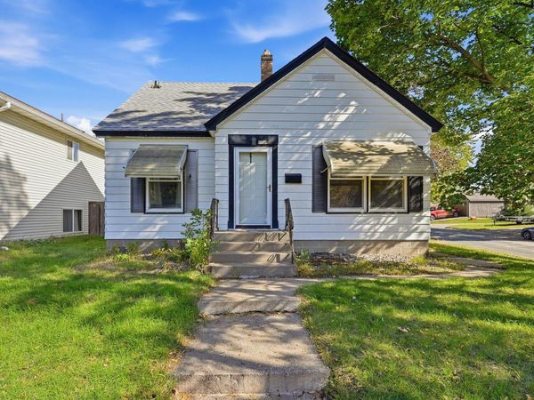 1255 6th Avenue S, South Saint Paul, MN 55075