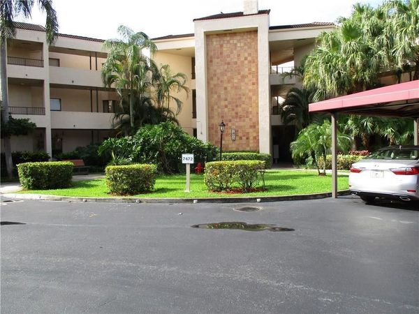 7472 La Paz Place, Unit 203, Boca Raton, FL 33433