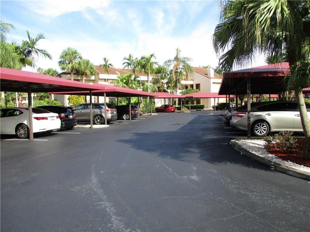 7472 La Paz Place, Unit 203, Boca Raton, FL 33433 Photo