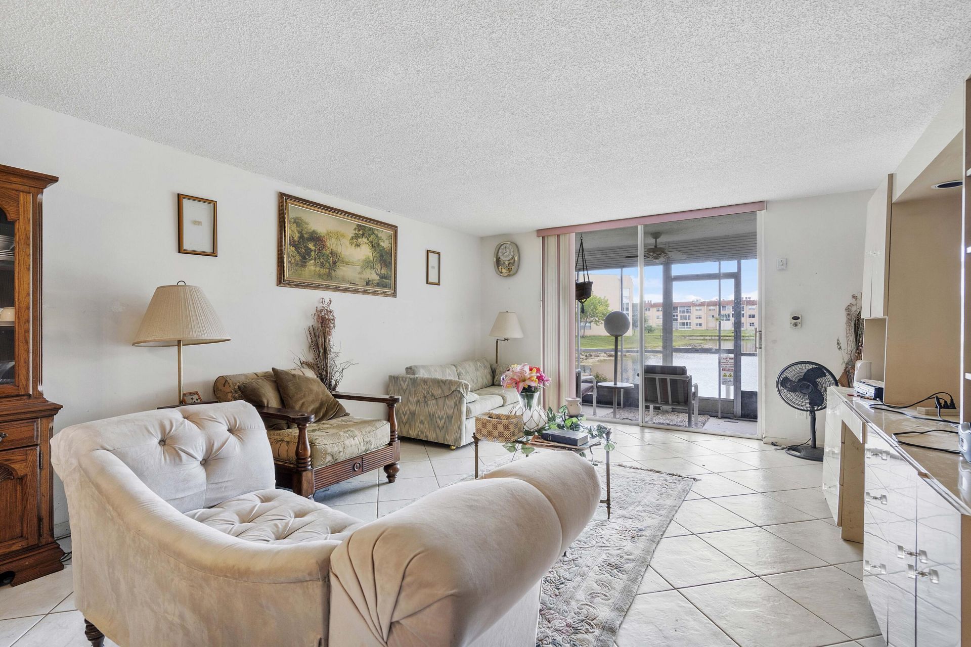 9221 Sunrise Lakes Boulevard, Unit 109, Sunrise, FL 33322 Photo