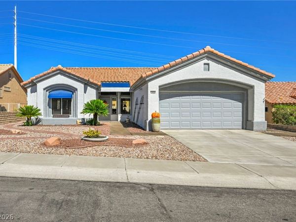 10020 Villa Ridge Drive , Las Vegas, NV 89134