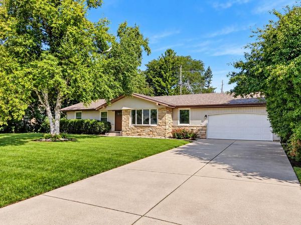4740 W Donges LANE, Brown Deer, WI 53223