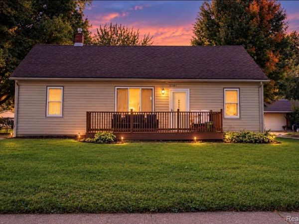 37391 Saint Joseph Drive , Sterling Heights, Mi 48310