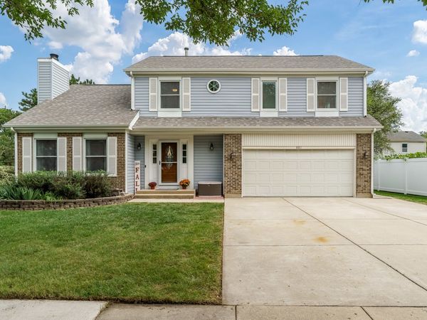 881 Willowbrook Drive , Wheeling, IL 60090