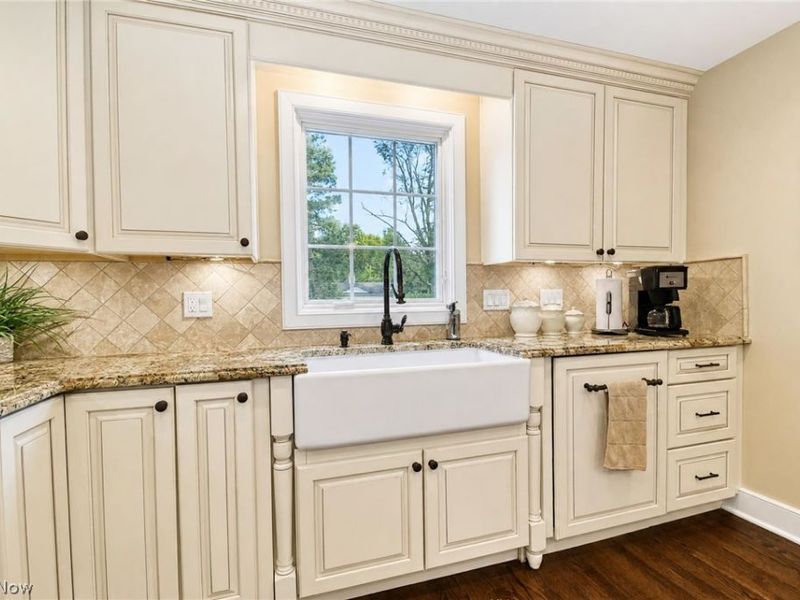 8233 Music Street, Chagrin Falls, OH 44022 Photo 7