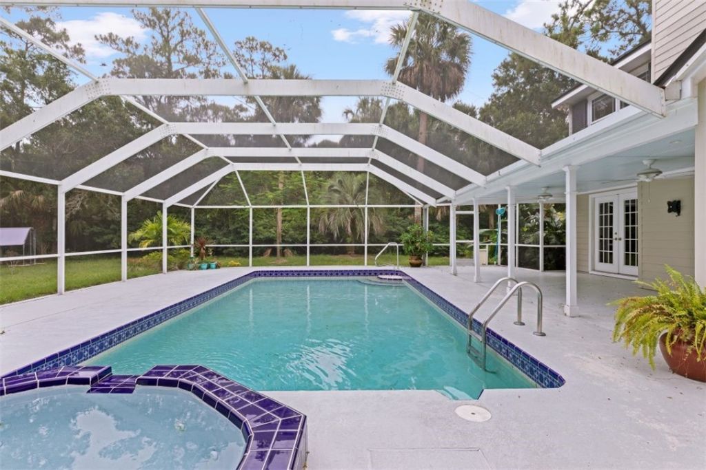 4900 2nd Street , Vero Beach, FL 32968 Photo