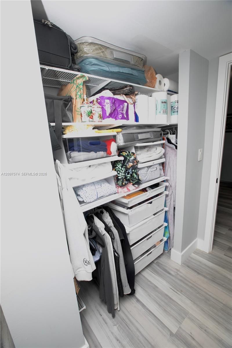20500 W Country Club Dr , Unit 714, Aventura, FL 33180 Photo