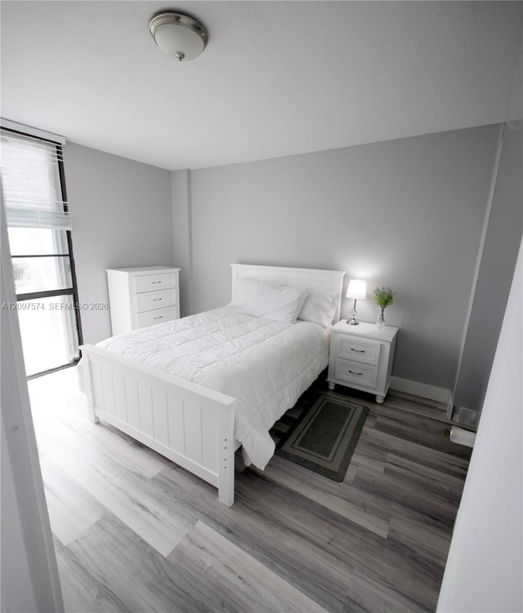 20500 W Country Club Dr , Unit 714, Aventura, FL 33180 Photo