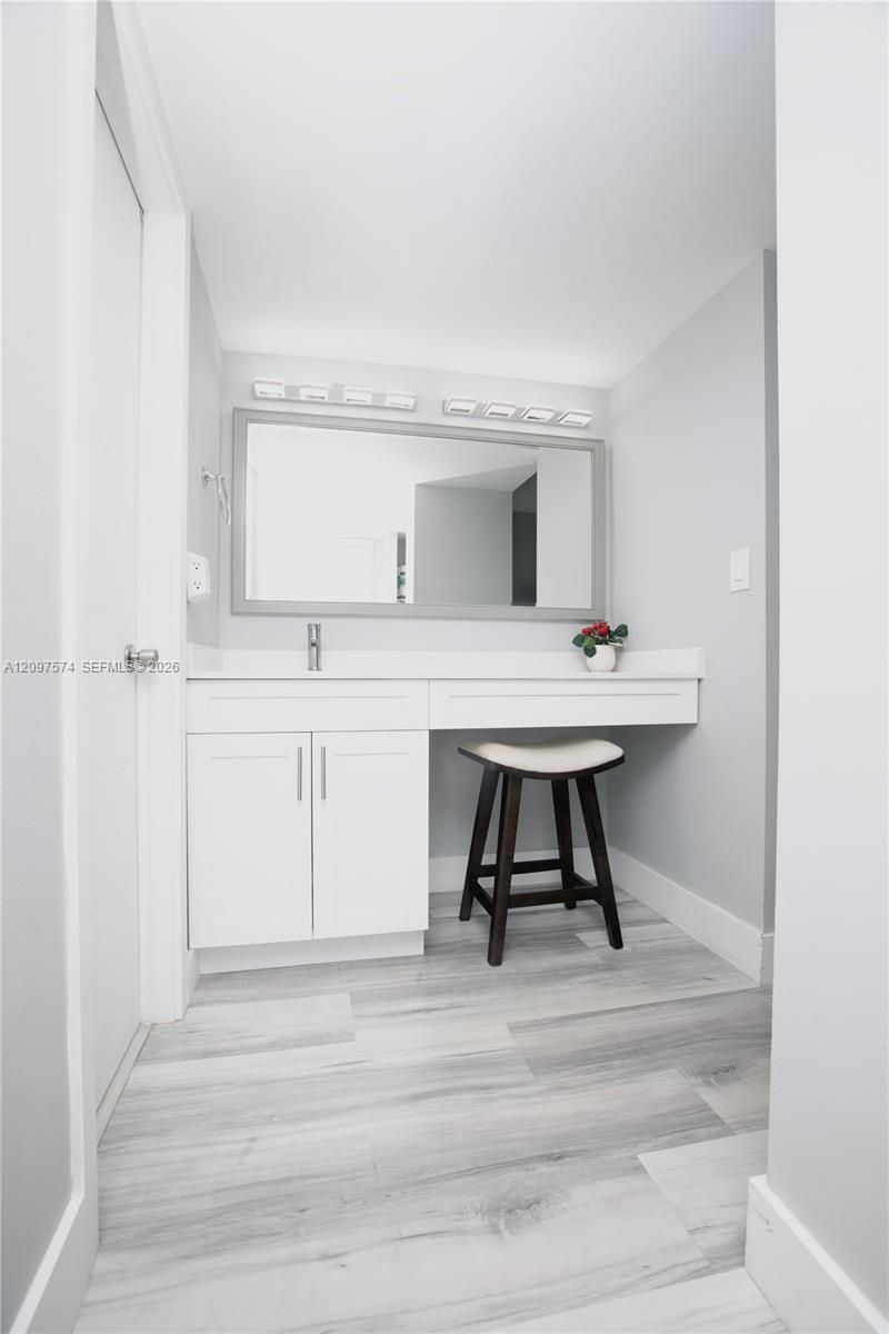 20500 W Country Club Dr , Unit 714, Aventura, FL 33180 Photo