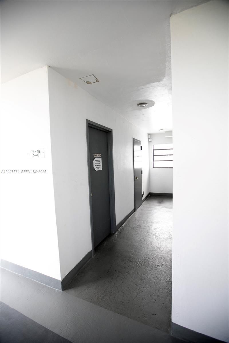 20500 W Country Club Dr , Unit 714, Aventura, FL 33180 Photo