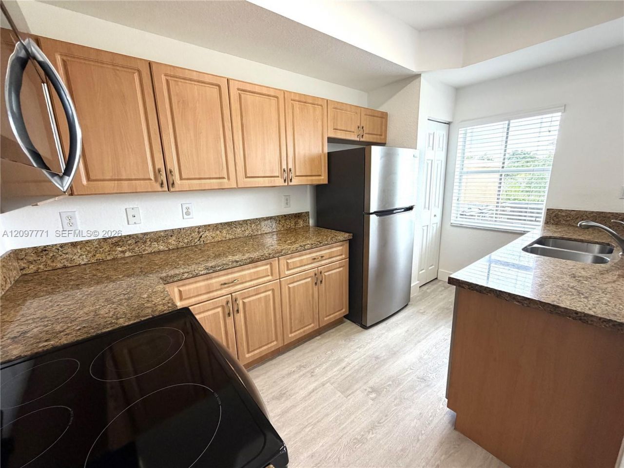 1088 SW 144th Ave, Unit 801, Pembroke Pines, FL 33027 Photo