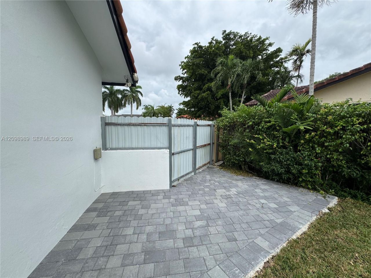 13354 SW 1st Ter , Miami, FL 33184 Photo