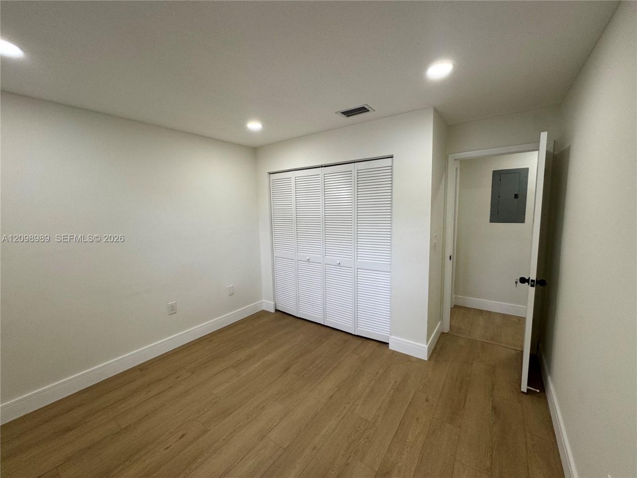 13354 SW 1st Ter , Miami, FL 33184 Photo