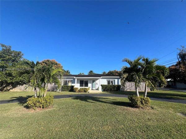 5801 SW 53rd Ter , Miami, FL 33155