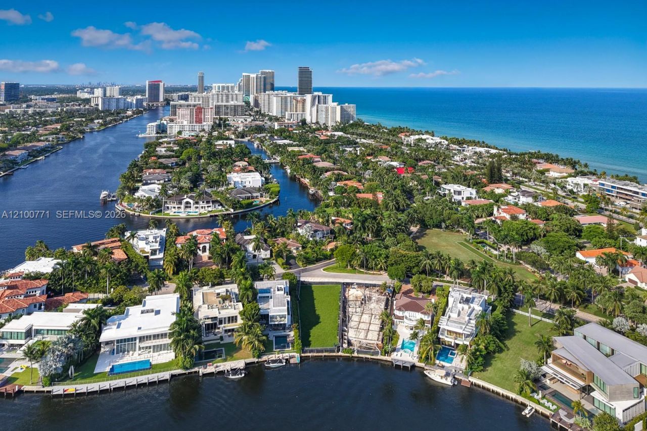 476 N Parkway Pkwy , Golden Beach, FL 33160 Photo