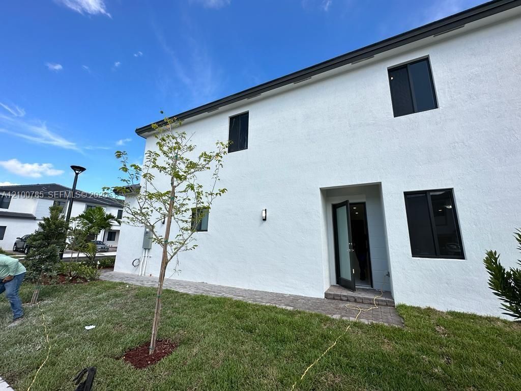 13661 SW 157th Pl , Miami, FL 33196 Photo