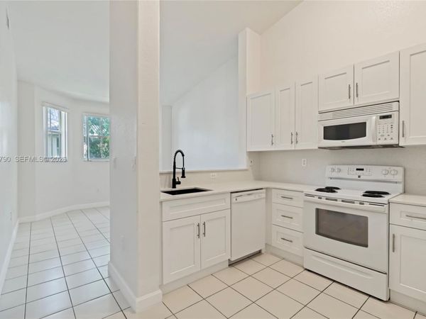 Unit 204, Homestead, FL 33035