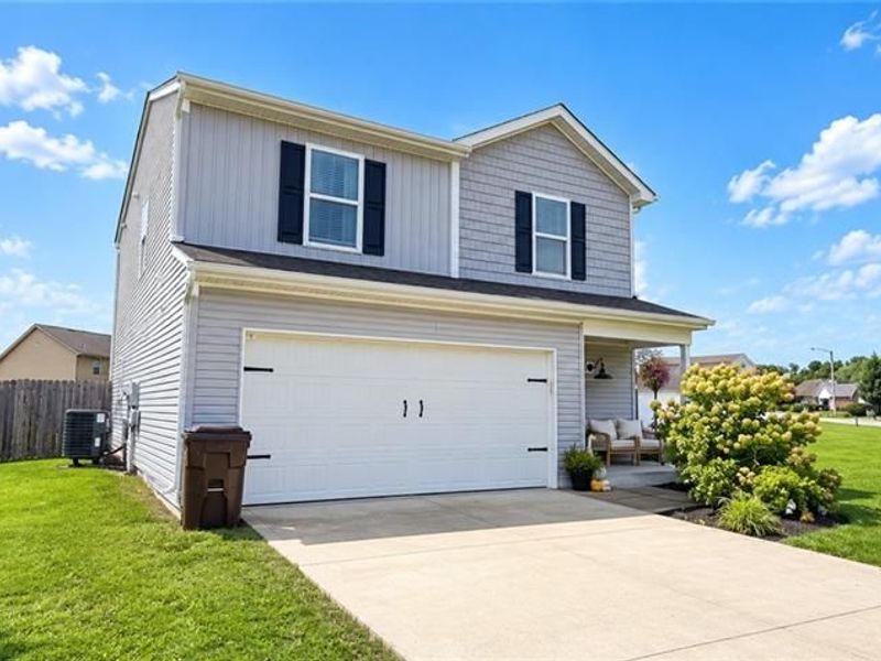 117 Honeysuckle Way, Eaton, OH 45320 Photo 2