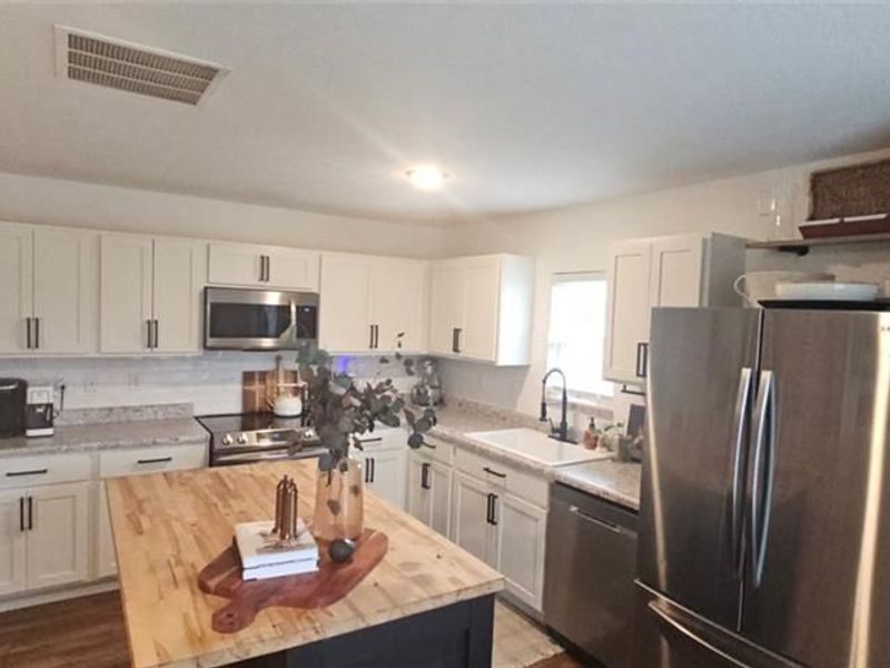 117 Honeysuckle Way, Eaton, OH 45320 Photo 21