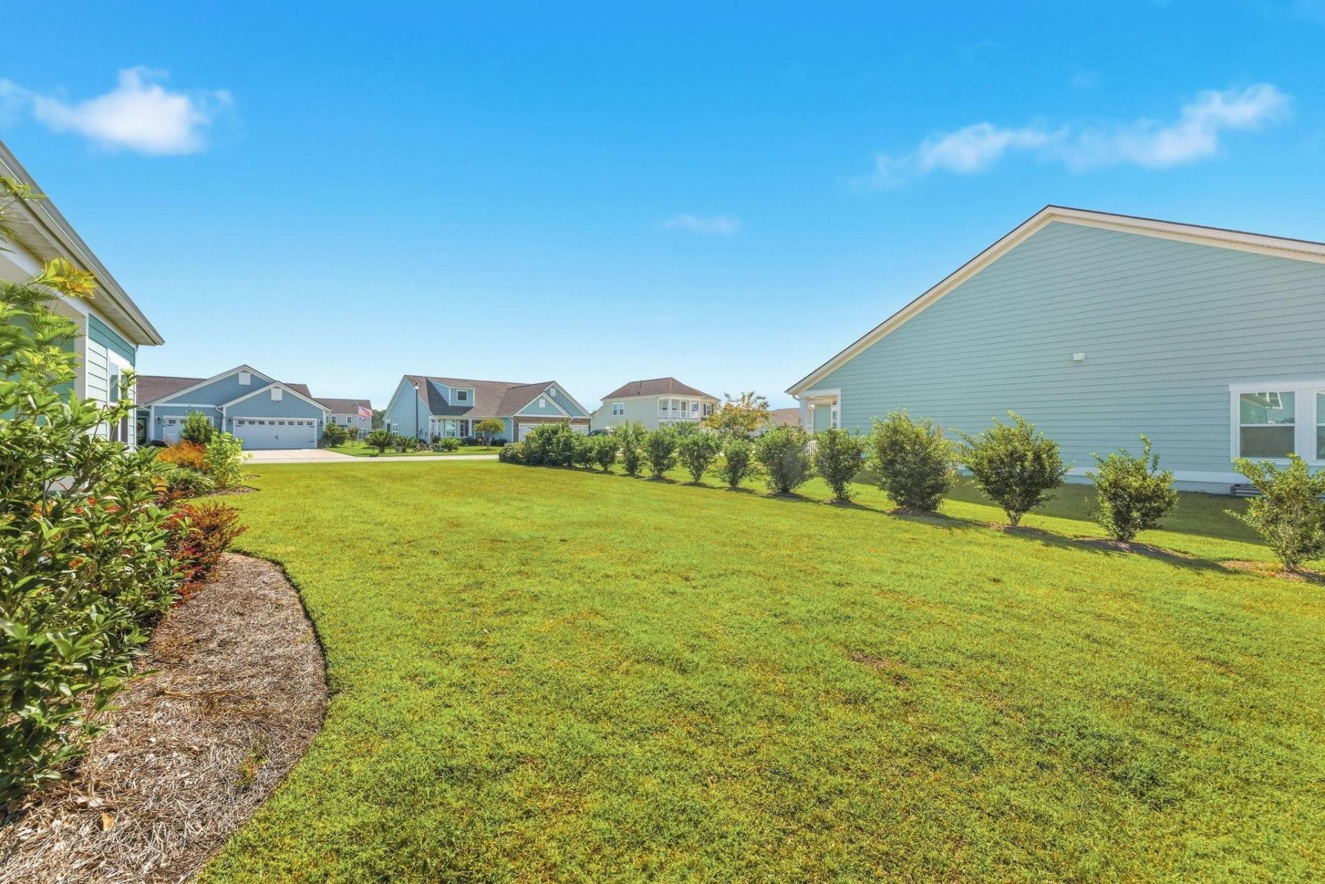 2001 Suwanee Ct. Photo 34