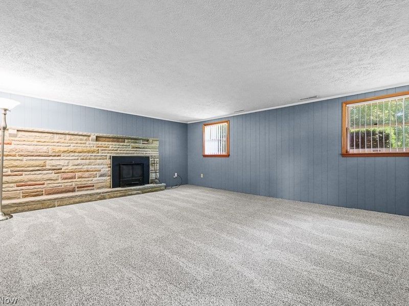 6000 Oakhill Avenue NE, Alliance, OH 44601 Photo 28