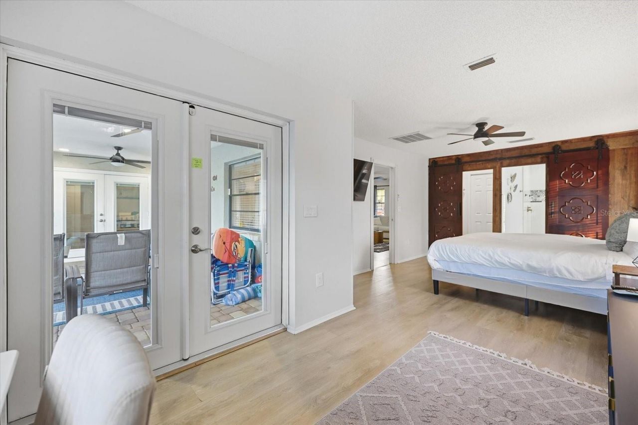926 Plum Tree Lane, Sarasota, FL 34243 Photo