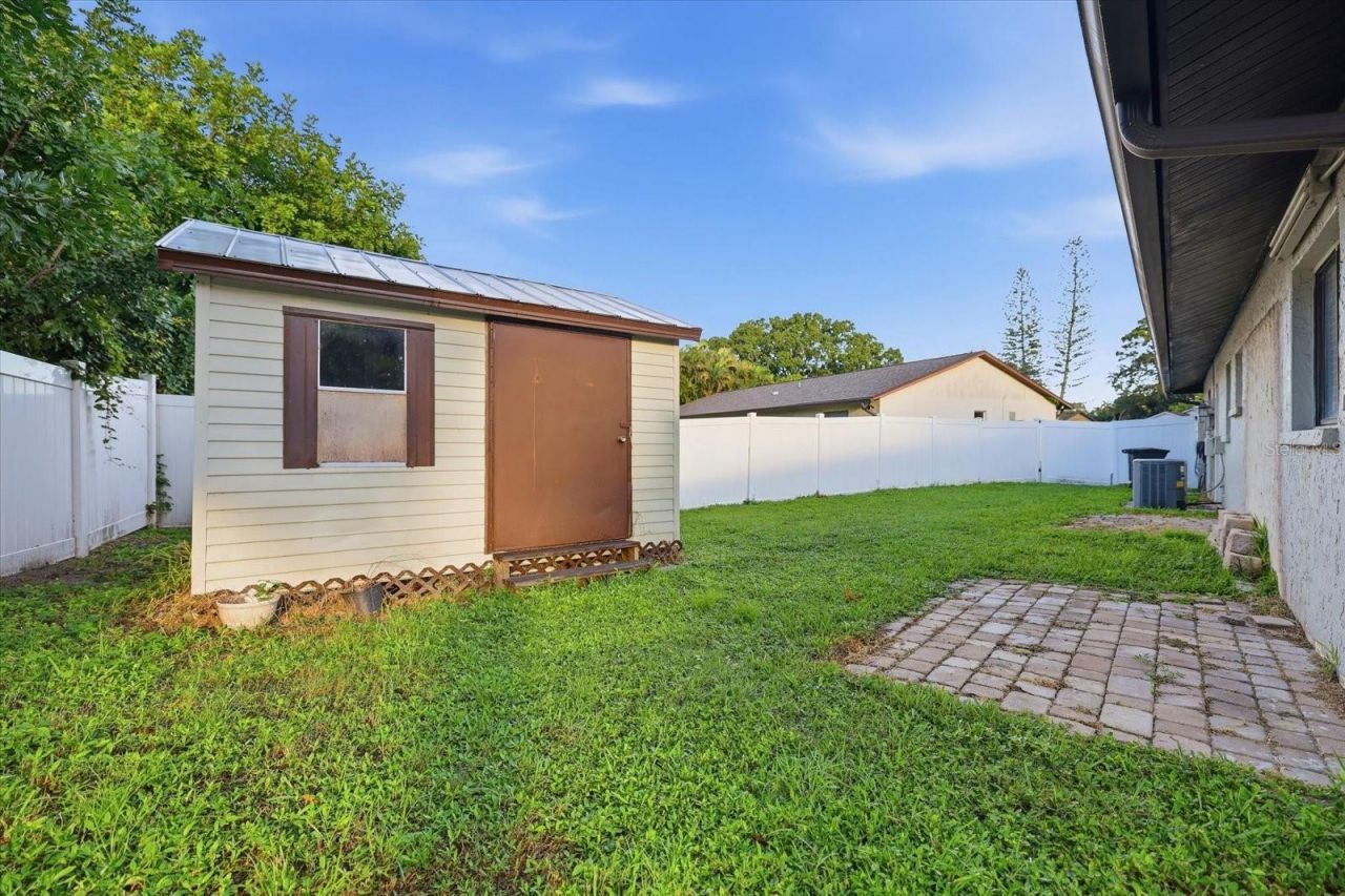 926 Plum Tree Lane, Sarasota, FL 34243 Photo