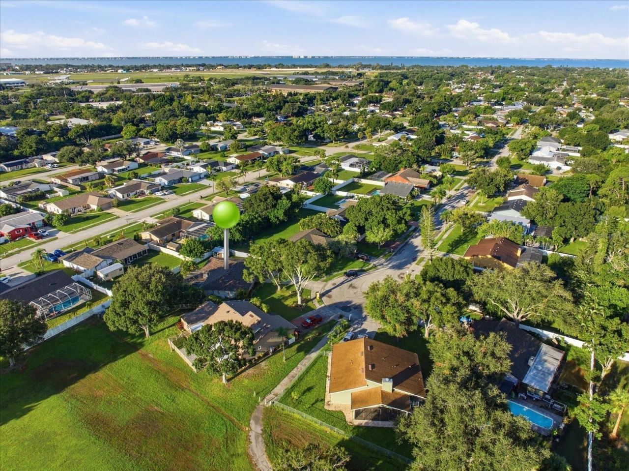 926 Plum Tree Lane, Sarasota, FL 34243 Photo