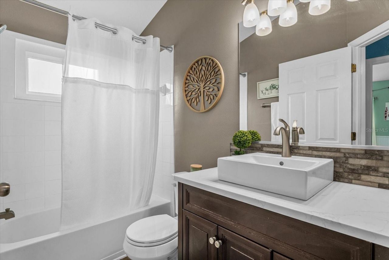 15302 Searobbin Drive , Lakewood Ranch, FL 34202 Photo