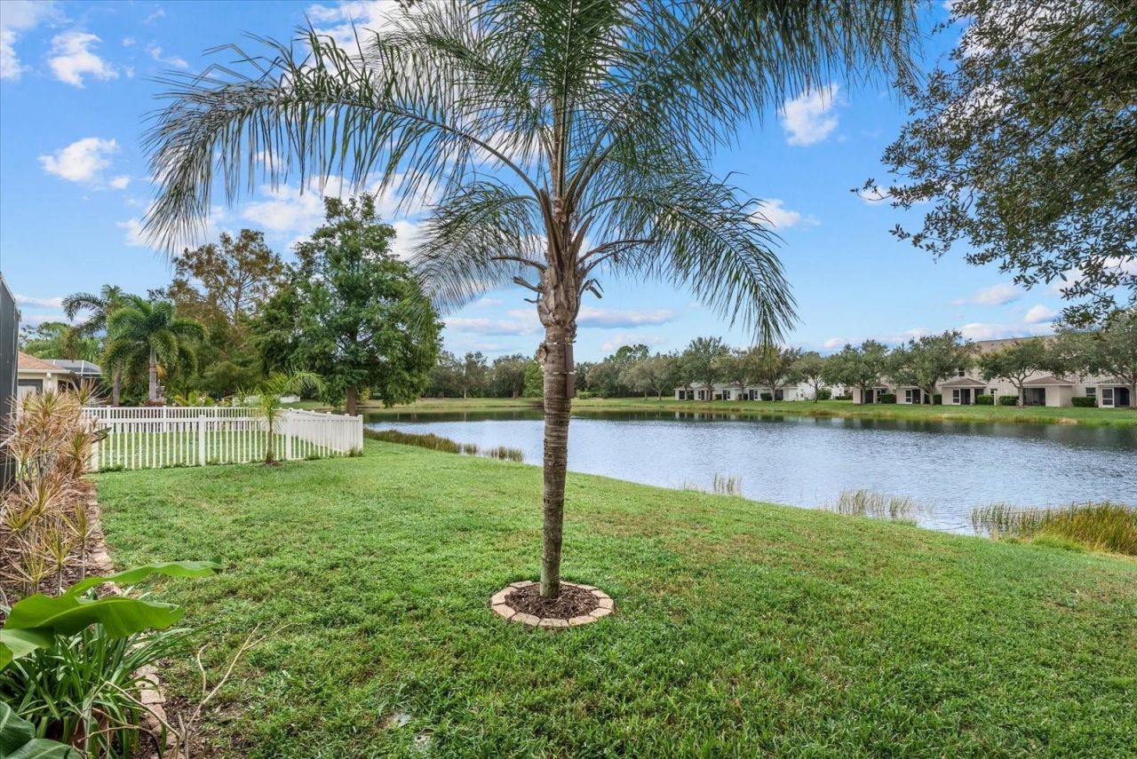 15302 Searobbin Drive , Lakewood Ranch, FL 34202 Photo