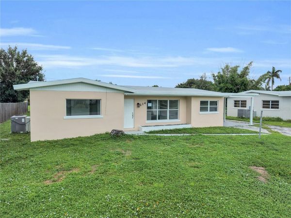 214 W GRACE STREET , PUNTA GORDA, FL 33950