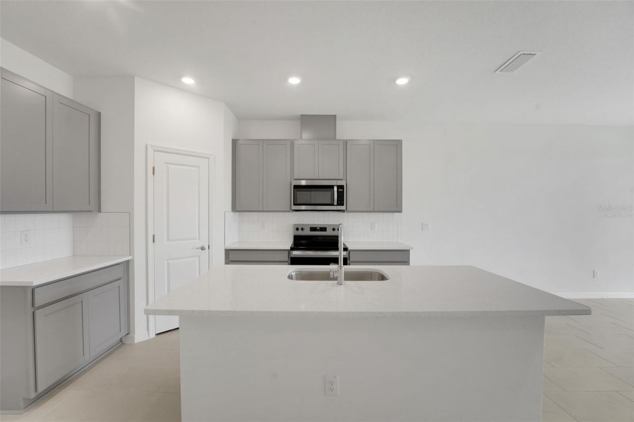 31803 Kestrel Calling Drive , San Antonio, FL 33576 Photo