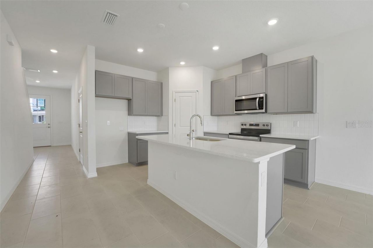 31803 Kestrel Calling Drive , San Antonio, FL 33576 Photo