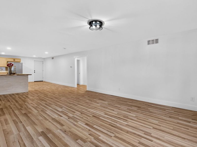8869 Walnut Street, Lakeview, OH 43331 Photo 14