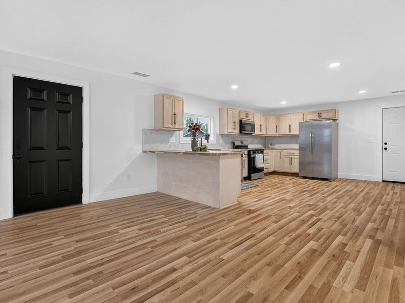 8869 Walnut Street, Lakeview, OH 43331 Photo 9