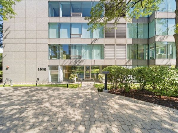 1618 Sheridan Road , Unit 4, Wilmette, IL 60091