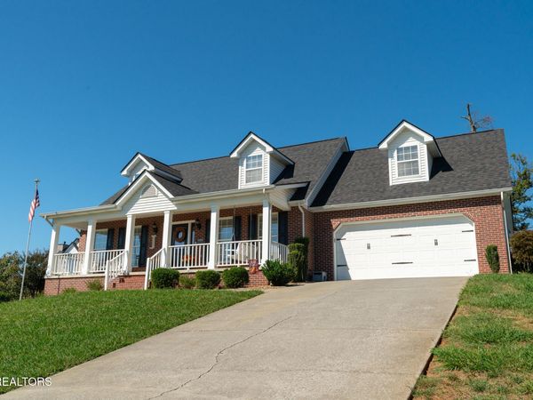 1161 Summerfield Drive, Maryville, TN 37801