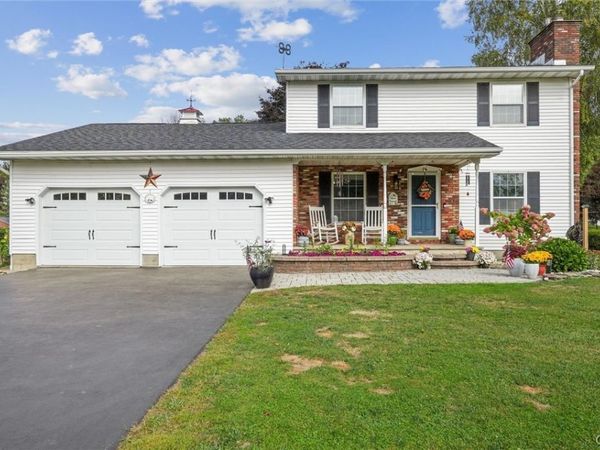 30 Morgan Manor Drive, Oswego, NY 13126