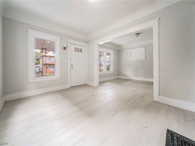 1217 E 113th Street, Cleveland, OH 44108 Photo 4