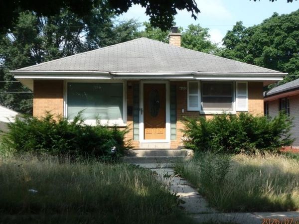 4685 N 71st STREET, Milwaukee, WI 53218