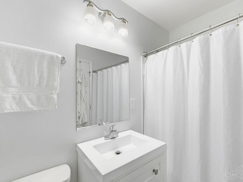 4030 Cottingham Drive, Cincinnati, OH 45241 Photo 41