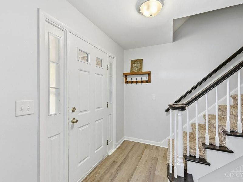4030 Cottingham Drive, Cincinnati, OH 45241 Photo 6