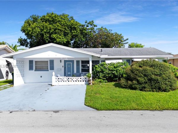 4517 NW 47th Ter , Tamarac, FL 33319