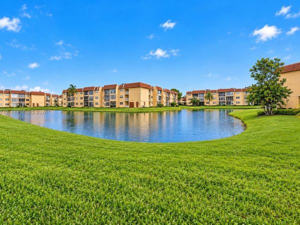 8901 Sunrise Lakes Blvd , Unit 204, Sunrise, FL 33322