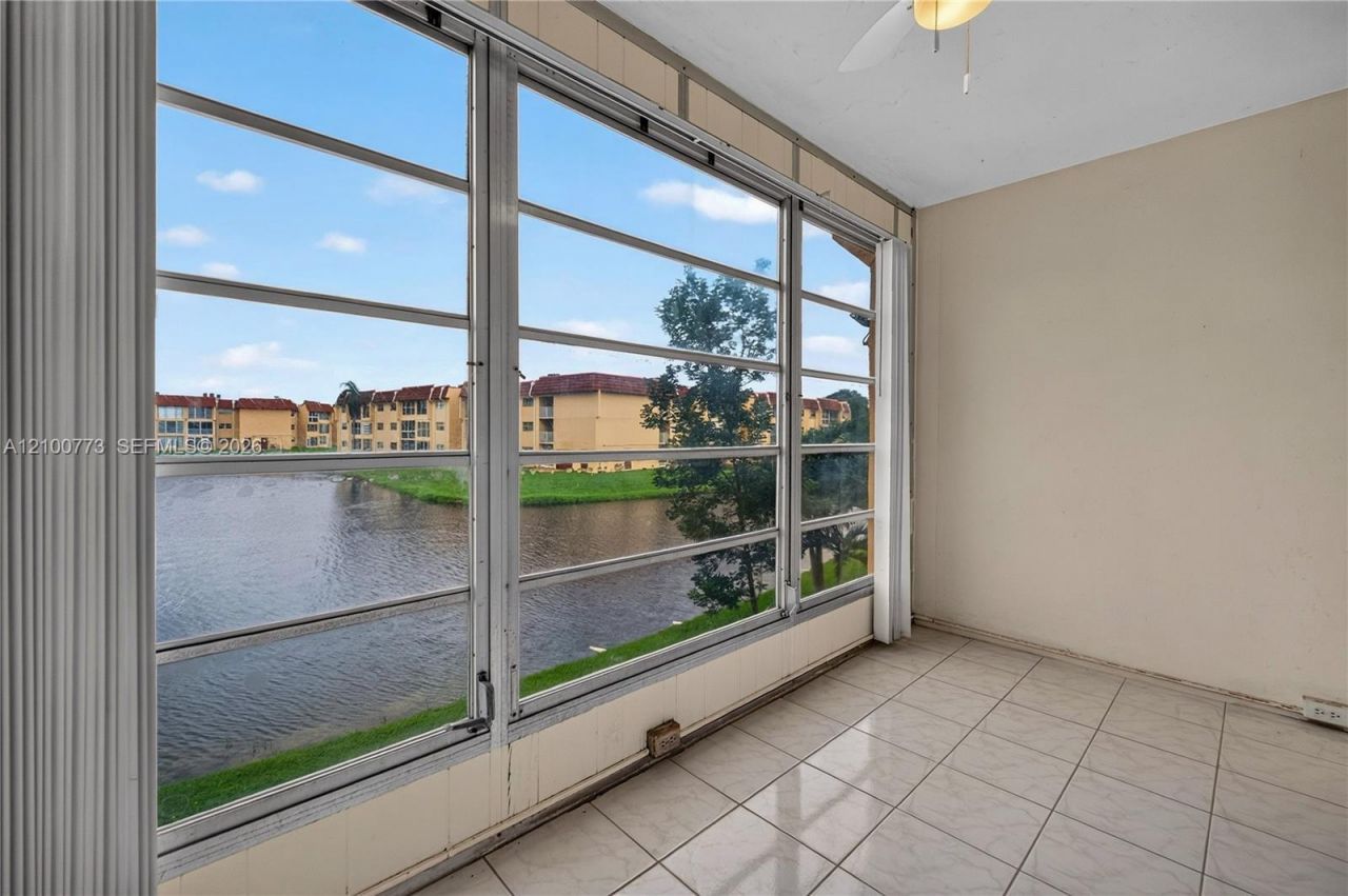 8901 Sunrise Lakes Blvd , Unit 204, Sunrise, FL 33322 Photo