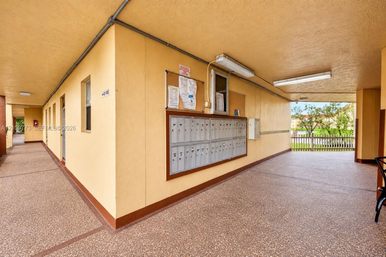 8901 Sunrise Lakes Blvd , Unit 204, Sunrise, FL 33322 Photo