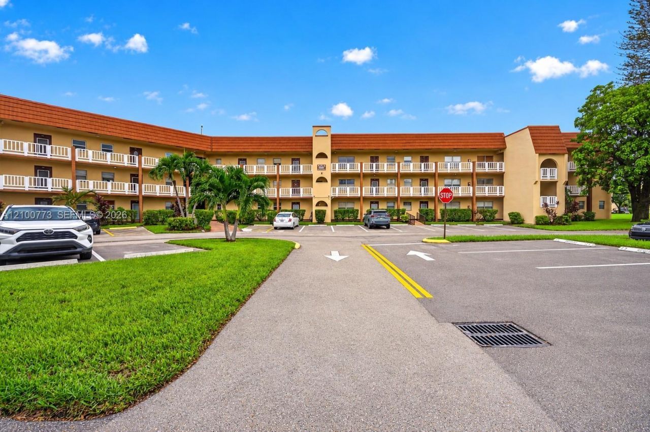 8901 Sunrise Lakes Blvd , Unit 204, Sunrise, FL 33322 Photo